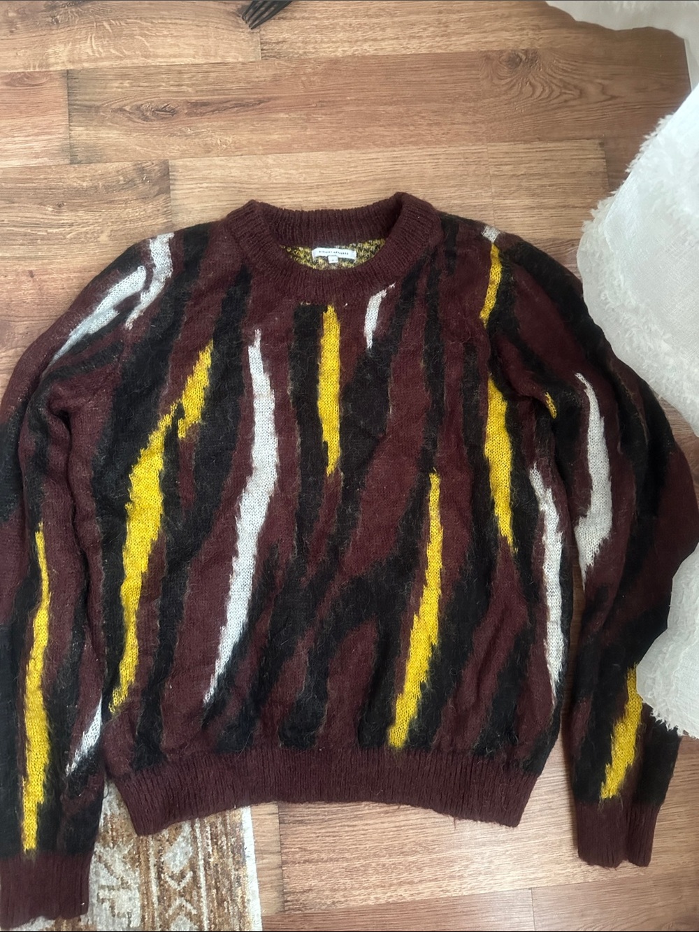 Distrikt Norrebro size small Maroon Abstract Stripe Crewnecky Sweater RARE